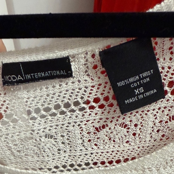 Victorias Secret White Crochet Long Sleeve Coverup - Picture 2 of 4